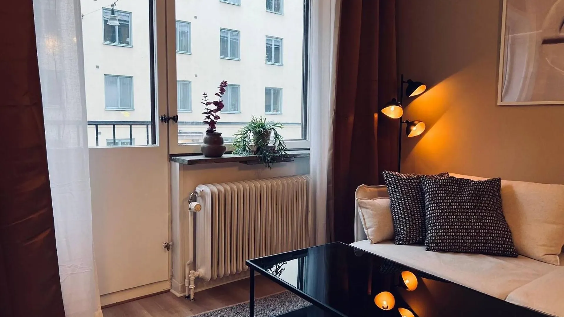 Cozy 1 Room Apartment At Sodermalm Stockholm Sweden